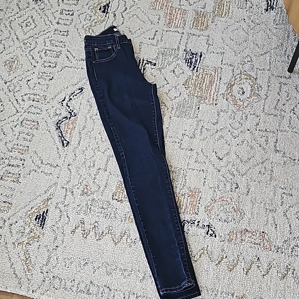 Levi 721, Jean, High Rise, Skinny, 26W - Picture 2 of 3